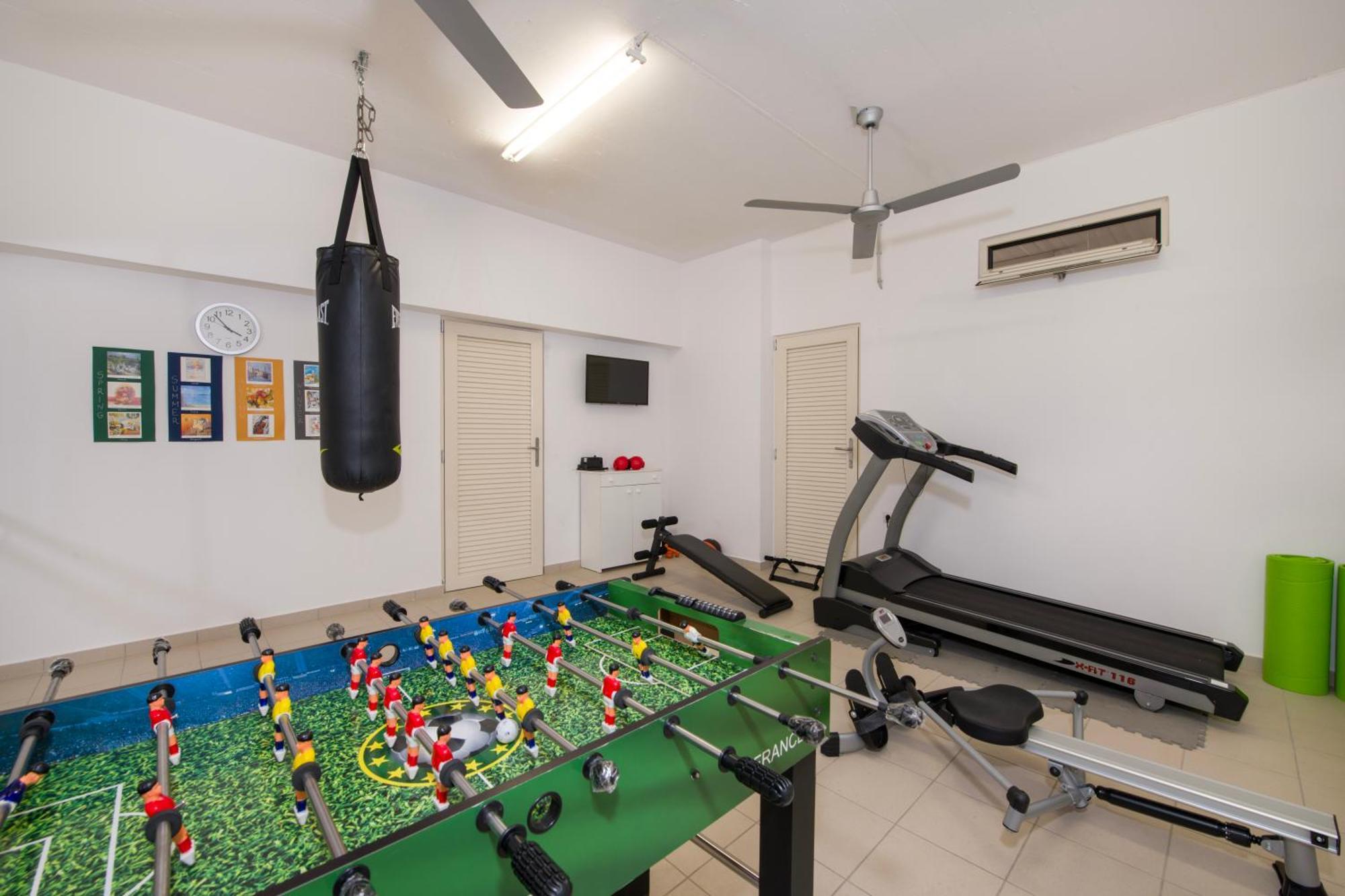 Four Seasons Private Villa - Seaview - Big Heated Pool - Gym - Sport Activities Gouves Exterior photo