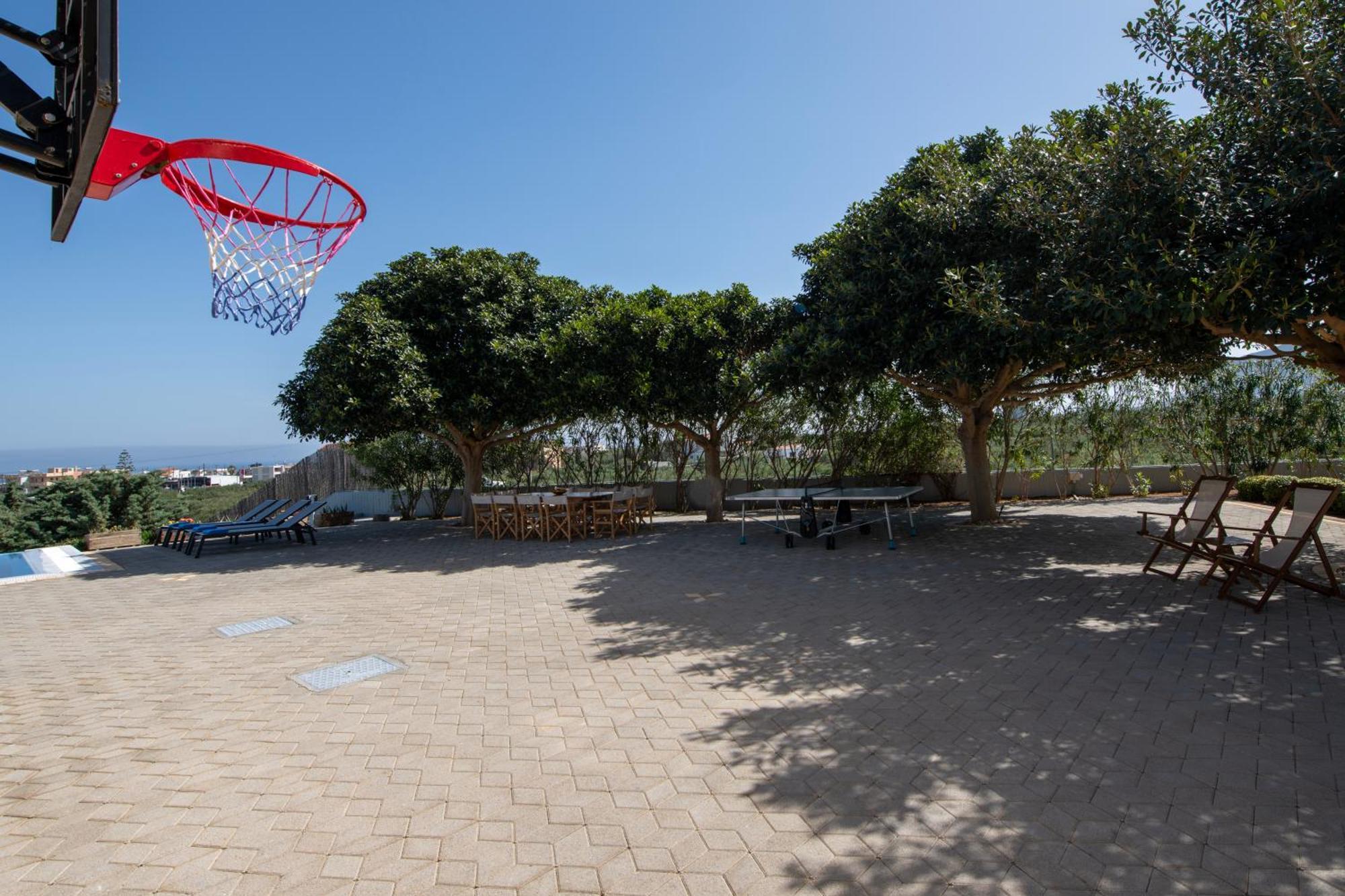 Four Seasons Private Villa - Seaview - Big Heated Pool - Gym - Sport Activities Gouves Exterior photo