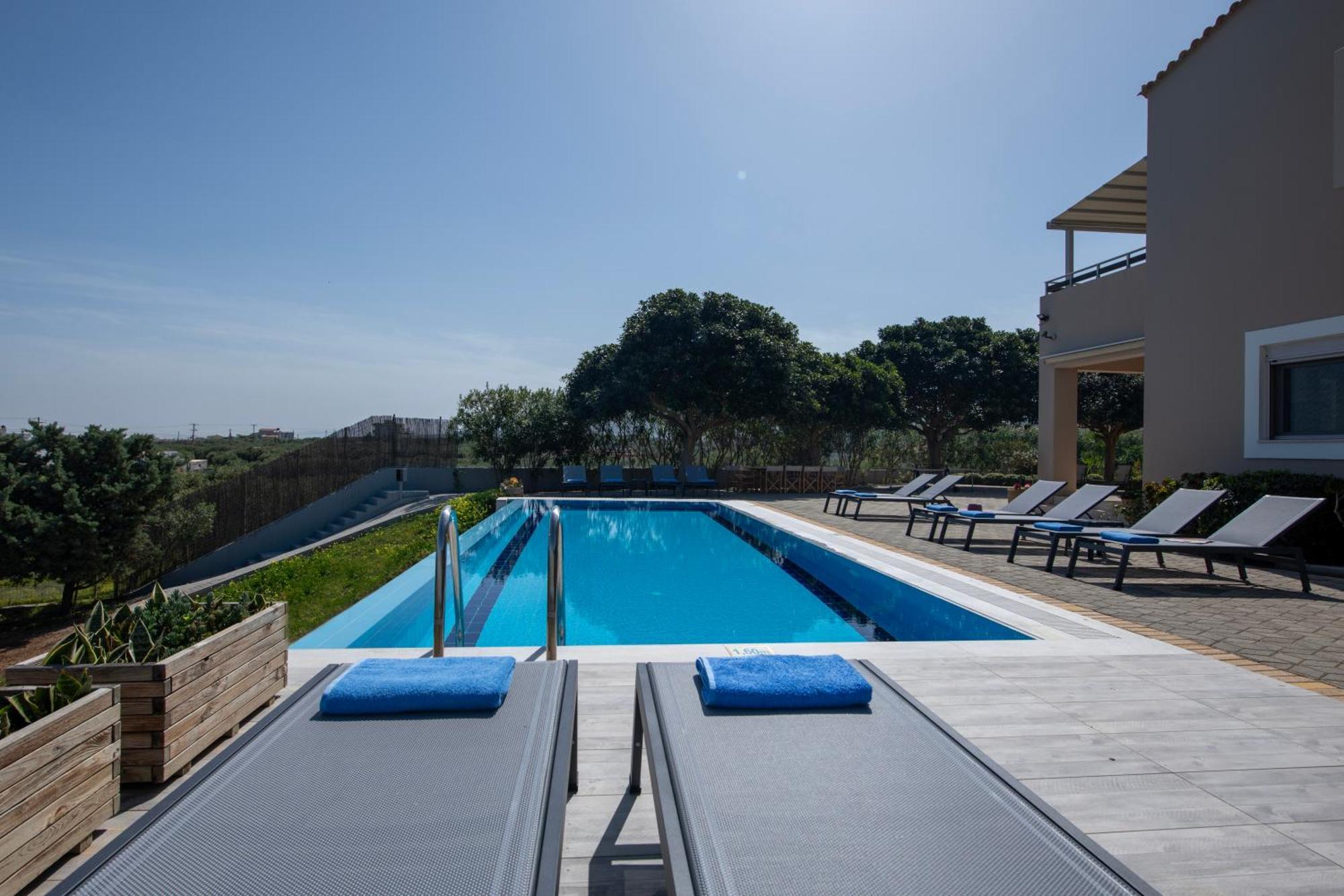 Four Seasons Private Villa - Seaview - Big Heated Pool - Gym - Sport Activities Gouves Exterior photo